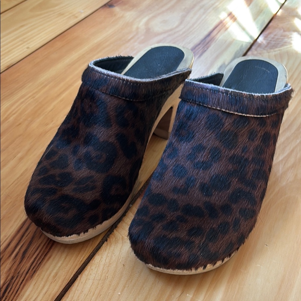 No. 6 Leopard Print Clogs